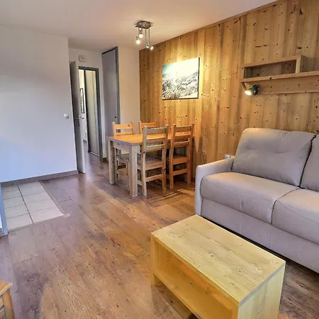Skis Aux Pieds, 2 Pièces, 4 Pers, La Tania, Résidence Le Grand Bois - Fr-1-182a-23 Appartement Courchevel