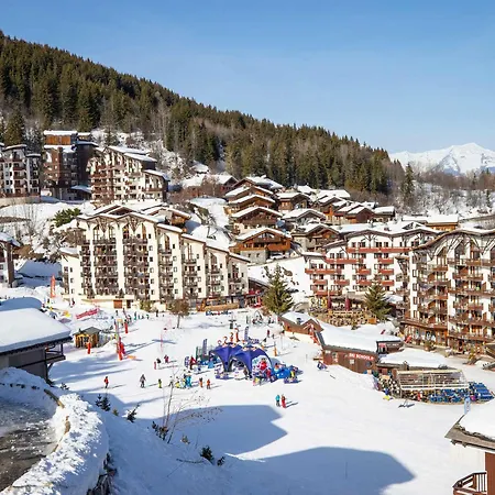 Skis Aux Pieds, 2 Pièces, 4 Pers, La Tania, Résidence Le Grand Bois - Fr-1-182a-23